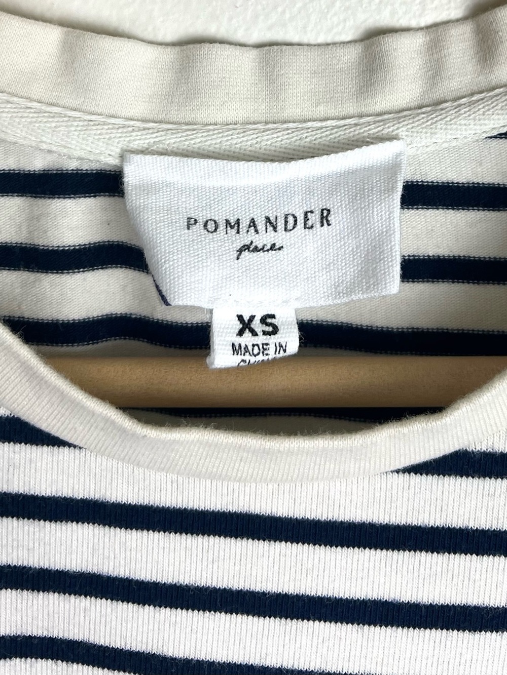 Tuckernuck Pomander Place Navy Striped Vesty Long Sleeve Crewneck - Picture 4 of 12